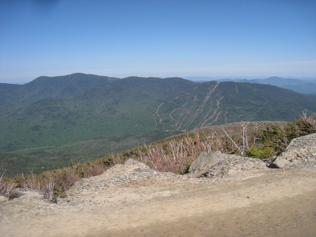 Mt Washington NH 2010 0275.jpg - Mt Washington NH. On May 23 2010 drove the road to the summit. Looked at the views, took some pictures, and drove back down.